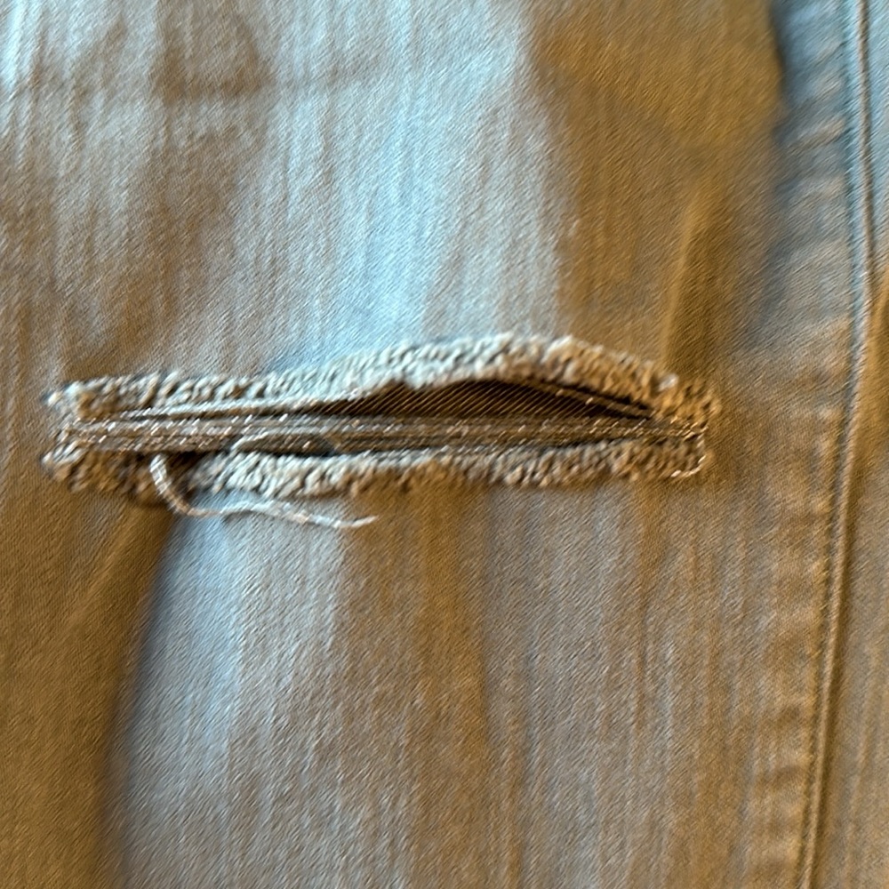 Universal Thread denim - Picture 3 of 5